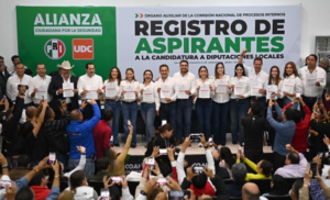 Verónica Martínez destaca unidad del PRI y seguirá en territorio tras su registro a diputación